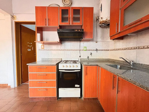 Venta Ph 2 Ambientes A Refaccionar Patio Florida