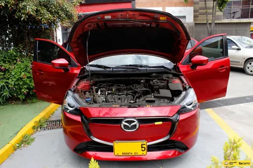 Mazda 2 Touring Sedan 2024