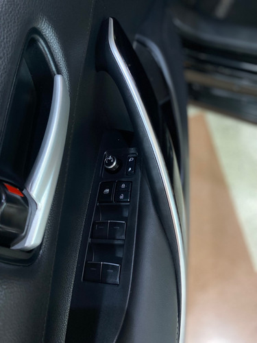 Toyota Corolla 2.0 VVT-IE XEI DIRECT SHIFT