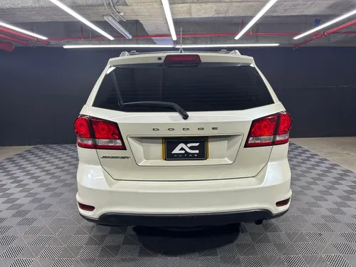 Dodge Journey 2.4 Se 7A At COJINERIA EN CUERO