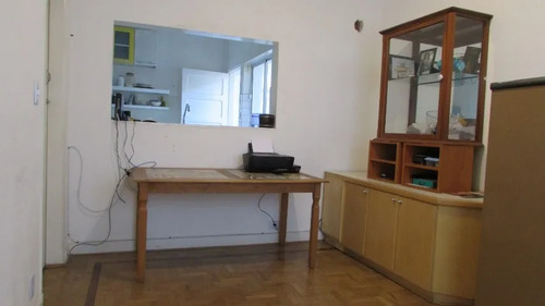 Apartamento Aconchegante Na Lapa, 2 Quartos, Local Tranquilo E Fácil Acesso A Tudo