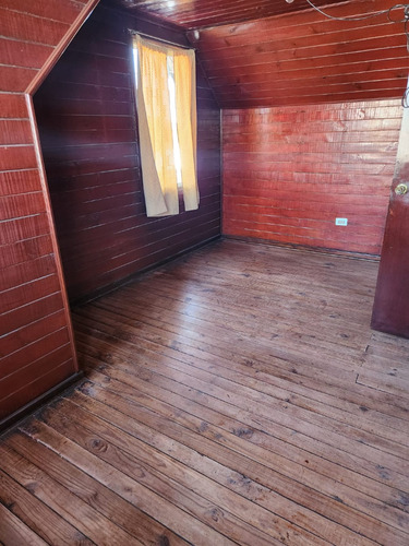 Excelente Casa En Calle Inés Rivas, Comuna De La Cisterna.