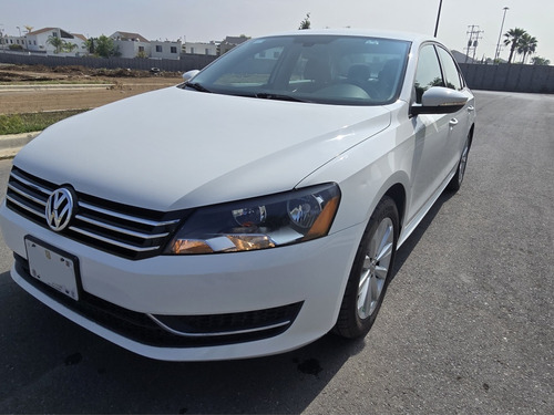 Volkswagen Passat 2.0 Comfortline Tiptronic At