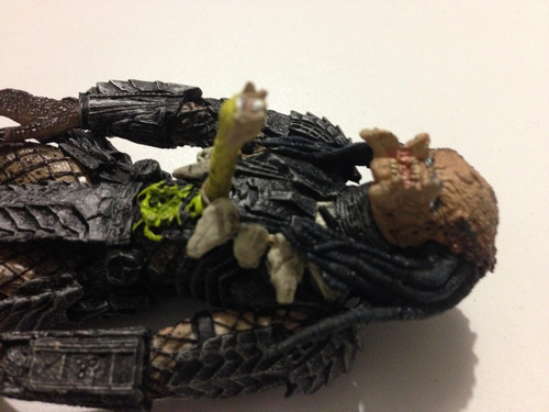Scar Predator Alien Hybrid (Usado)