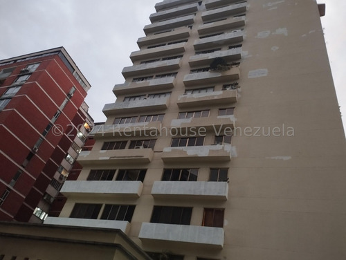 Apartamento En Venta En Campo Alegre 24-25029