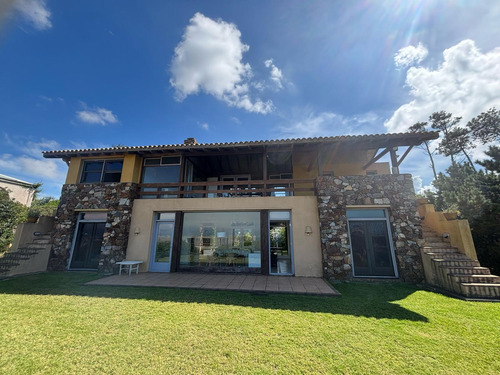 Casa En Laguna Blanca