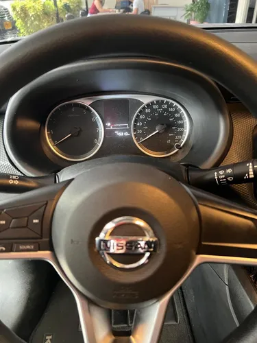 Nissan Kicks 1.6 Sense