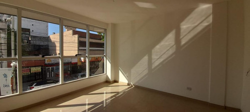 Imagen 3 de 6 de Oficina - Wilde