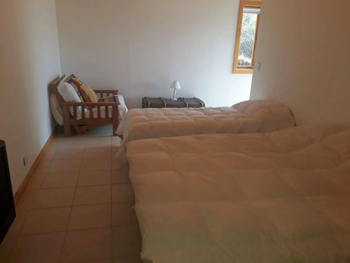 Imagen 17 de 30 de Casa En Venta En Bariloche, Con Vista Al Lago