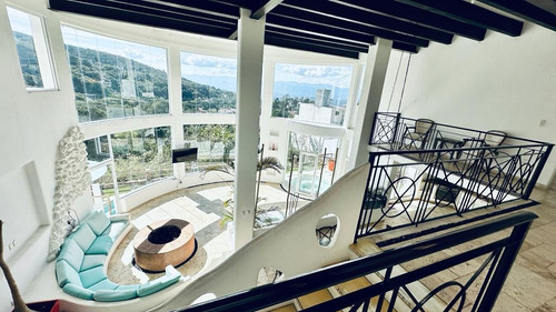 Renta Casa Santorini Con Vistas Expectaculares En 4 Habitaciones Con Baño De Un Stilo Único En Su Tipo, Alberca Climatizada Y Jardín Bonito. Todos Los Servicios En Fracc Rancho San Diego Ixtapal Sal