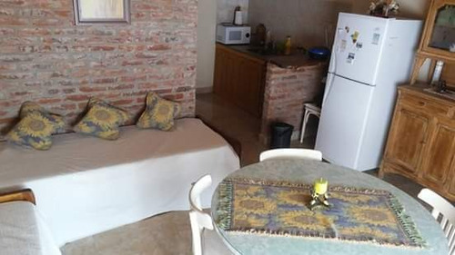 Imagen 4 de 14 de Vendemos Hermosa Casita Reciclada A Nuevo En Claromeco