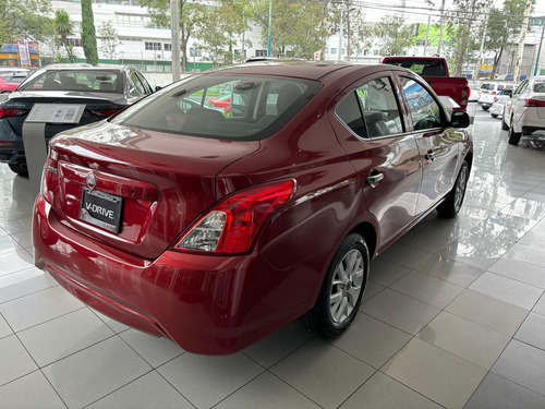 Nissan V-DRIVE TM A/C AUDIO A/C AUDIO