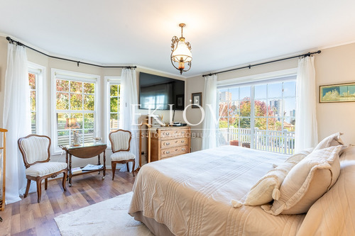 Casa De Lujo En Bosque De Montemar, 8d+6b, 1050 M²