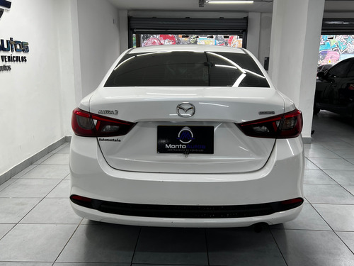 Mazda 2 1.5 Touring Sedan