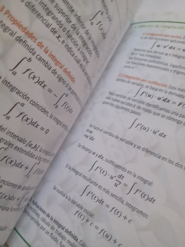 Manual De Fórmulas Matemáticas Preparatoria Y Universidad (Usado)