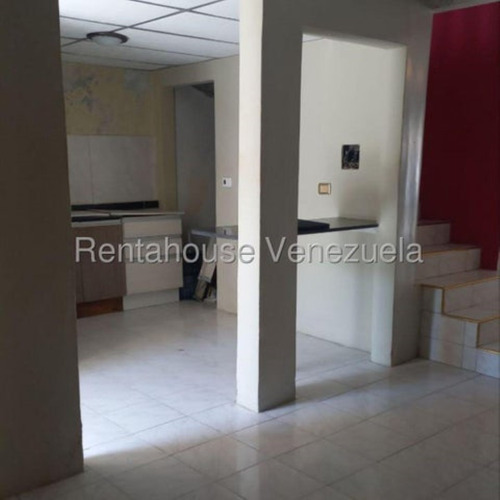Milagros Inmuebles Casa Venta Barquisimeto Lara Zona Norte Tamaca Economica Residencial Economico Código Inmobiliaria Rent-a-house 25-8822