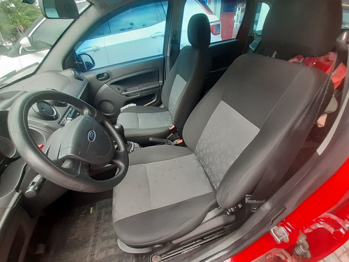 Imagem 10 de 14 de Ford Fiesta 1.0 Rocam Hatch 8v Flex 4p Manual