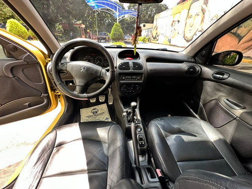 Imagen 9 de 10 de Peugeot 206