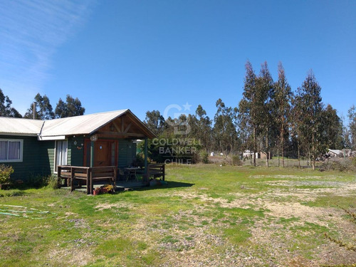 Casa En Gran Terreno De 680m2