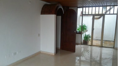 Imagen 1 de 9 de Excelente Casa En Arriendo, Villavicencio 