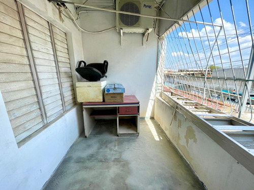 Casa En Venta En El Oeste De Barquisimeto Cod: 25-16698 Jpg
