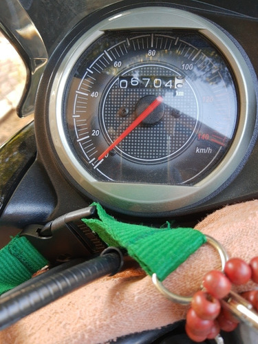 Bajaj V15
