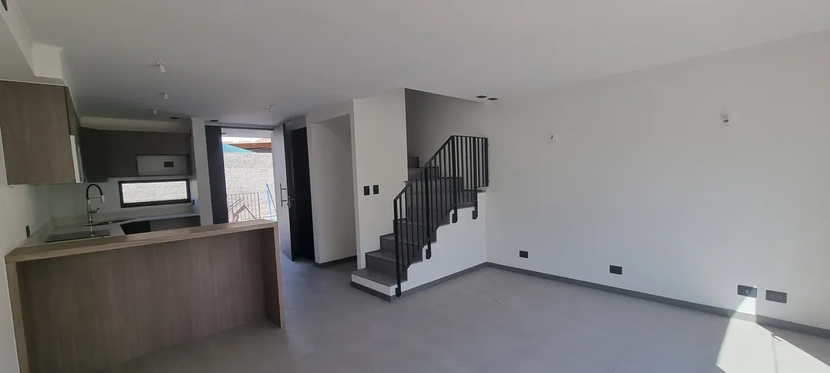 Imagen 3 de 22 de Townhouse 3d 2 B + Sala Multifamily | Terraza | Ñuñoa