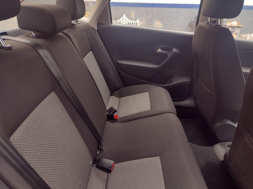 Imagen 8 de 15 de Volkswagen Vento Startline Std. 2018