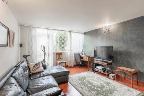 Casa En Venta En Alhambra. Cod V14653