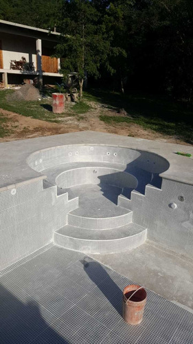 Piscina De Hormigón Gunitado Oferta Cascada Jacuzzi