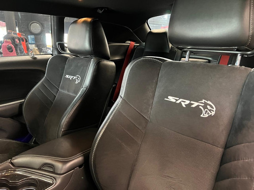 Dodge Challenger 6.2 Srt Hellc At