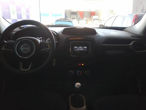 Renegade Sport 1.8 4x2 Flex 16v Mec.