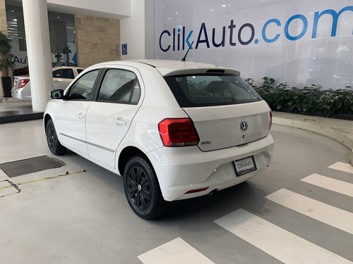 Imagen 8 de 15 de Volkswagen Gol 2018 1.6 Trendline Mt 5 P