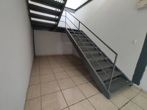 Imagen 5 de 12 de Johanna Castillo Vende 04145951217 Galpon En Castillito San Diego