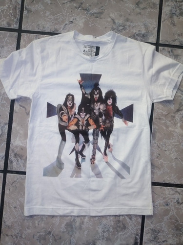 Playera T-shirt Grupo Kiss. Conmemorativa. Talla Ch. Unisex