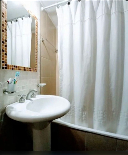 Imagen 9 de 14 de Departamento En Venta En Castelar Norte