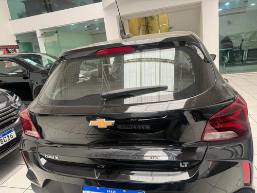 Chevrolet Onix 1.0 Lt 5p