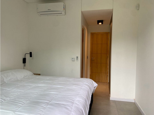 Casa Minimalista Barrio Privado Pioneros En Alquiler