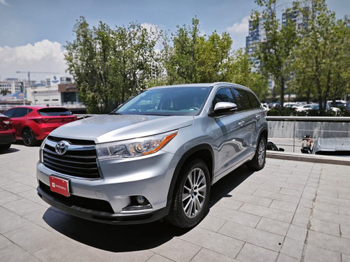 Toyota Highlander 3.5 Limited Panoramic Roof At