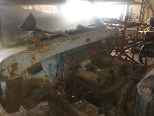 Imagen 6 de 21 de F100 65 V8 Unica La Mas Fea De Donde La Mires Titular