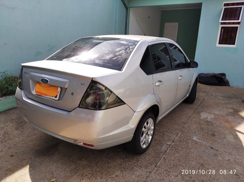 Ford Fiesta Sedan 1.6 Flex 2013