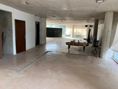 Imagen 9 de 14 de Excelente Oficina De 220 M2 En El Centro De Canning