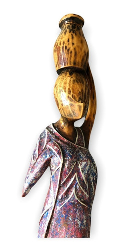 Figura Decorativa En Madera De Mujer Con Jarra - 49cm