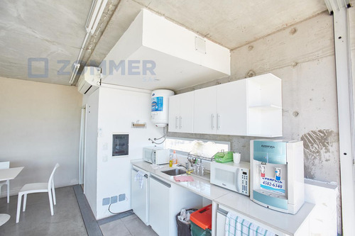 Oficina En Venta Con Renta En Saavedra - Semipiso - Dos Cocheras Mas Baulera Doble