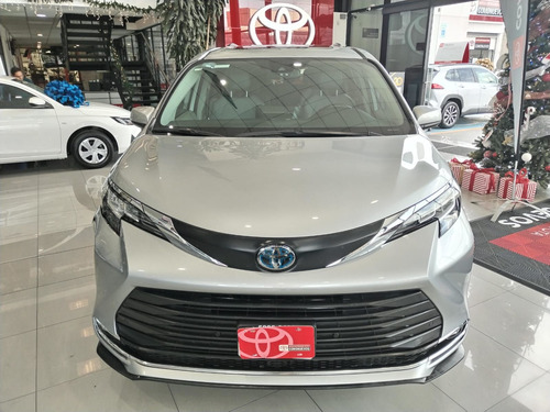 Toyota Sienna 2022