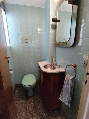 Venta Casa 5 Ambientes Quincho Cochera 2 Autos