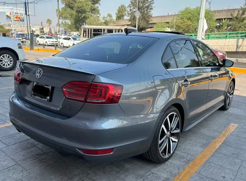 Volkswagen Jetta 2.0 Gli 30 Aniversario L4 T Nave At