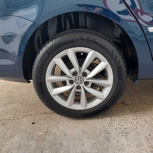 Imagen 15 de 22 de Volkswagen Suran 2015 1.6 Imotion Highline C/techo Solar