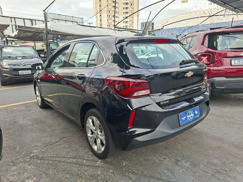 Chevrolet Onix ONIX HATCH PREM. 1.0 12V TB FLEX 5P AUT.