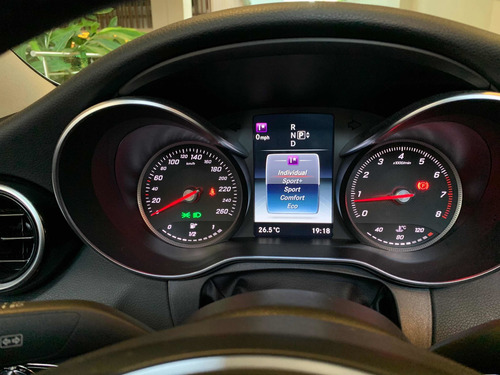 Mercedes-benz Clase C 2.0 C250 Avantgarde 211cv At 2015
